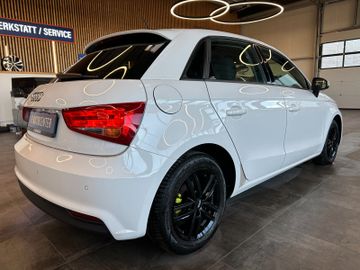 Audi A1 Sportback basis *Klima*SHZ*PDC*EURO 6*CD*