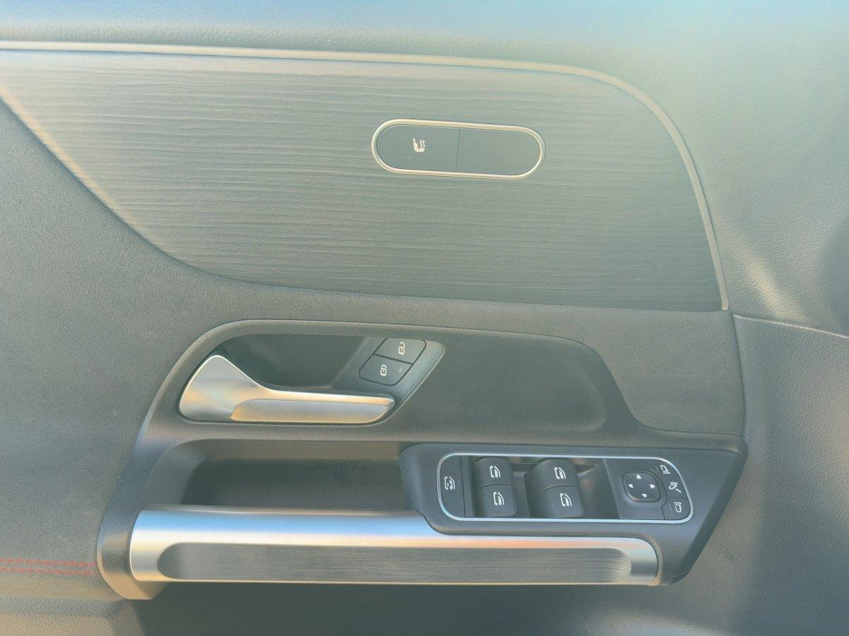 Mercedes-Benz GLB AMG Line AHK,AUTOM.,LED,Navi,SHZ,Kamera, миниатюра 14
