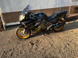 Honda CBR 1000 F (SC24)  BJ 1995 - HONDA 1995 CB1000