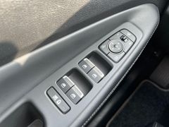 Fahrzeugabbildung Hyundai SANTA FE 2.2 CRDi AWD PREMIUM LEDER PANO ACC LED