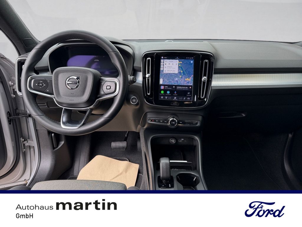 Fahrzeugabbildung Volvo XC40 2.0 Core 2WD SHZ NAVI W-LAN ACC FACEL. LED