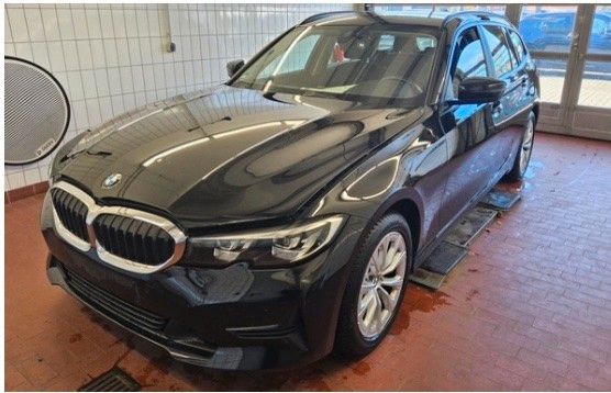 BMW 318i Advantage Aut/LCProf/PDC/Tempomat/M-Lenkrad