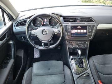 Volkswagen Tiguan - 9