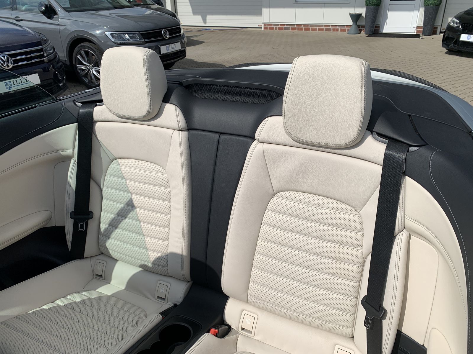 Fahrzeugabbildung Mercedes-Benz C 43 AMG 4Matic*360*AHK*Burmester*CarbonPaket*