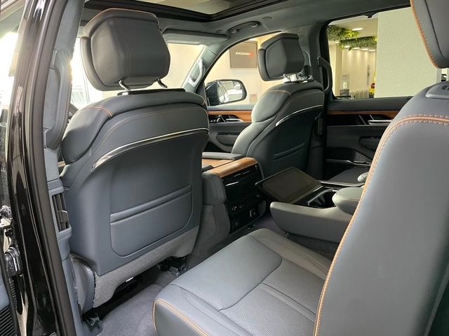 Fahrzeugabbildung Jeep GRAND WAGONEER SERIES III 6.4L V-8 SOFORT!!!