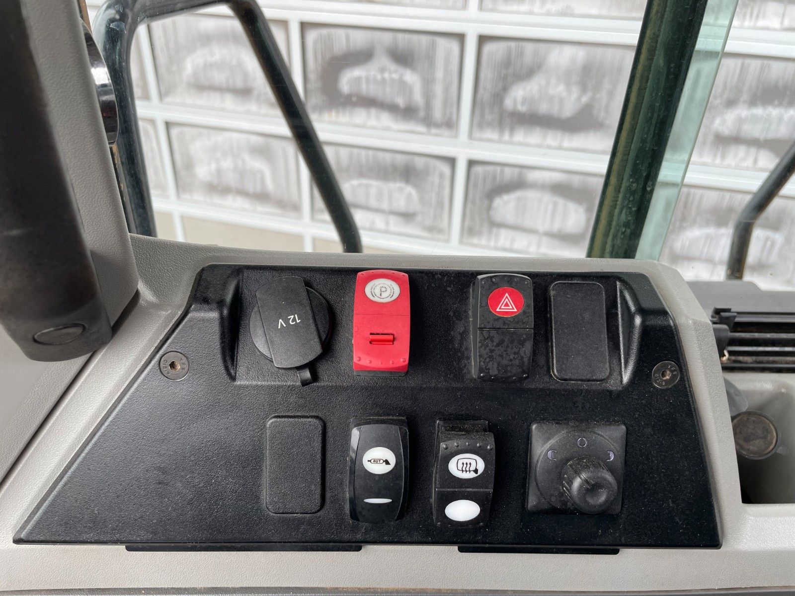 Fahrzeugabbildung CAT 962M / 8.035h / Schaufel
