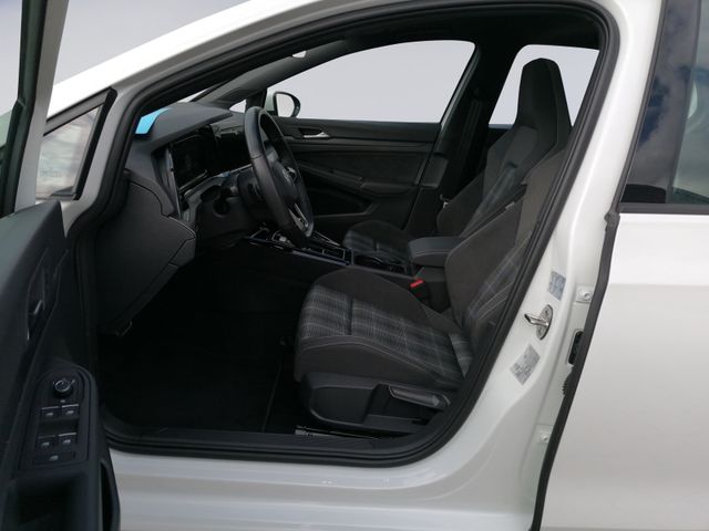 Golf VIII GTD DSG KAMERA+PANO+STHZ