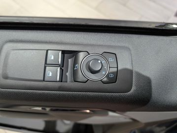 Ford Tourneo Custom Tit. 2.0 L1 NEUES MODELL