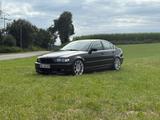 BMW E46 325i Limousine Facelift 2004 - BMW 325 aus 2004: 325i