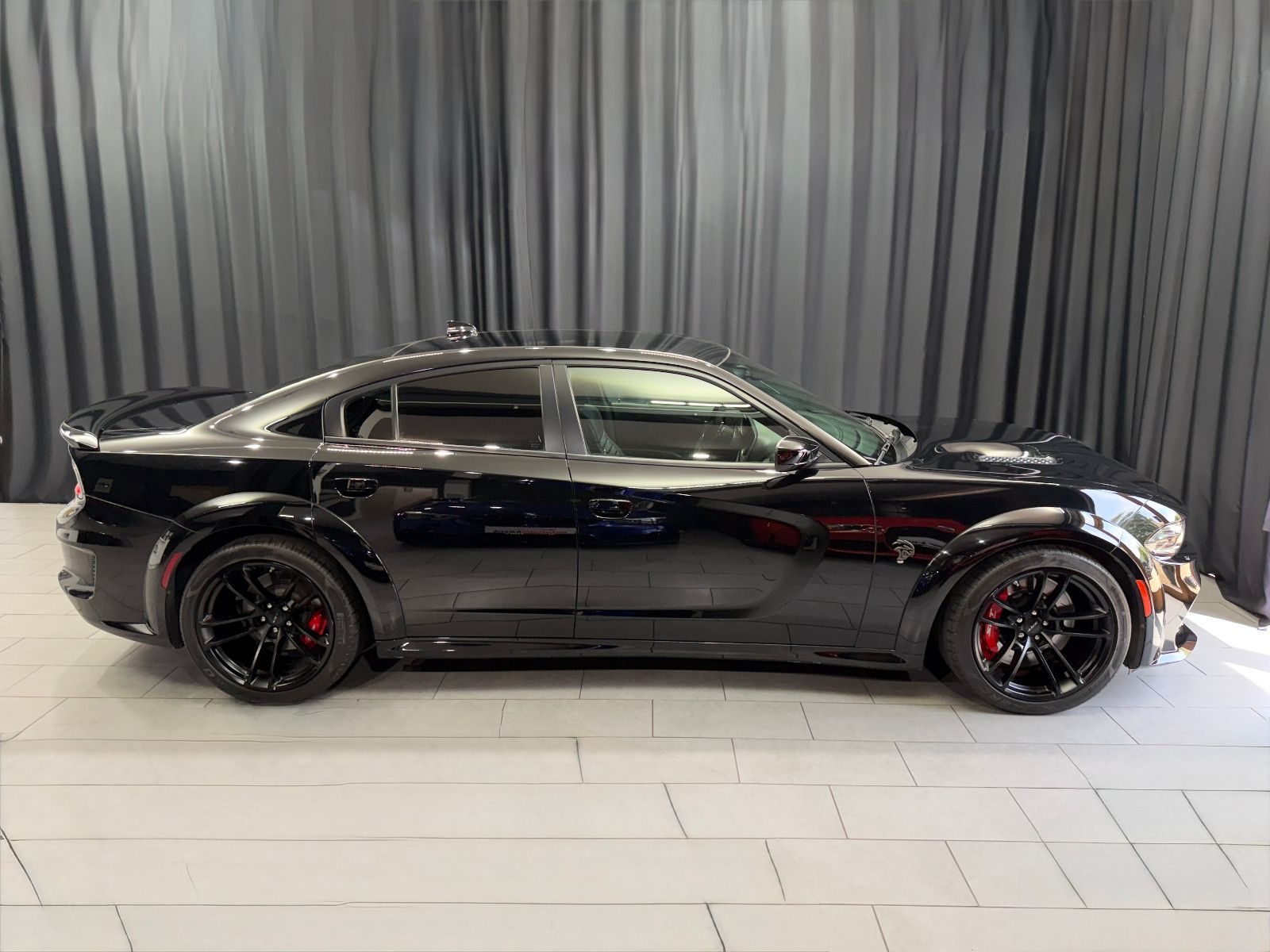 Fahrzeugabbildung Dodge Charger SRT Hellcat|WIDEBODY|U-FREI|D-FZG|H&K