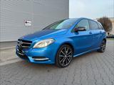 Mercedes-Benz B 180 CDI ILS Scheinwerfer Night- & Sport Paket - Mercedes-Benz B 180: Cdi Sport