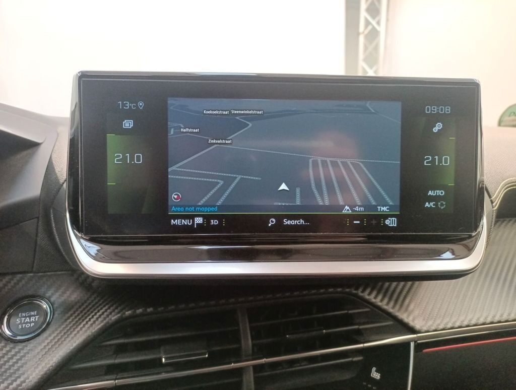 Fahrzeugabbildung Peugeot 208 1.2T GT LED/NAVI/SHZ/PANO/HEAD/CAM/PDC/17"