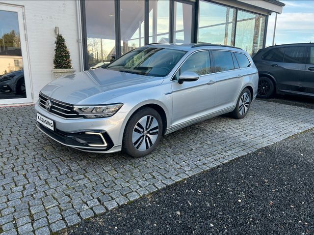 Volkswagen VW Passat 1,4 GTE+ Variant DSG 5d "Massagesitze"