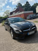 Mercedes-Benz CLA 220 - Mercedes-Benz CLA 220