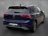 Volkswagen Golf VIII Life 1.0 TSI LED SHZ ACC PDC Navi Alu - Volkswagen Golf: Blau, Limousine
