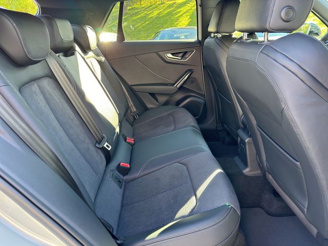 Q2 S line 35 TFSI 110150 kWPS S tronic