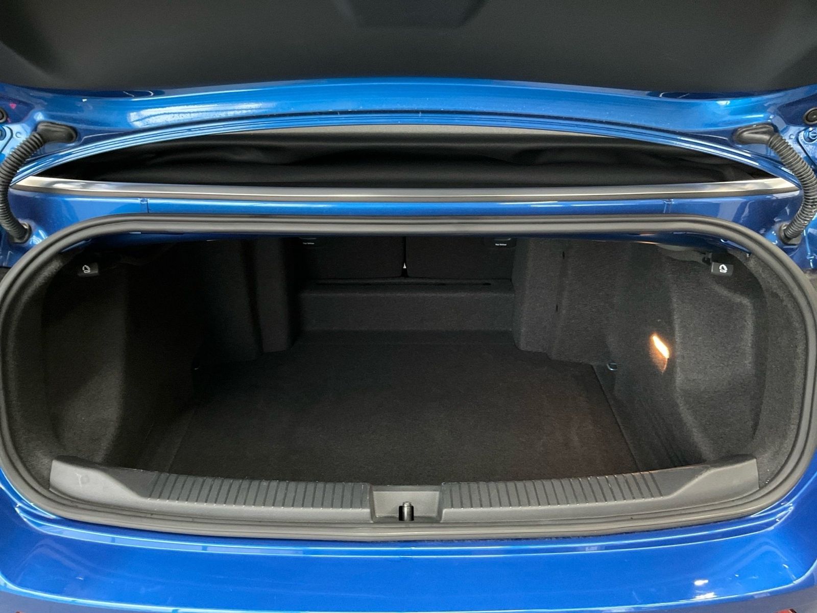 Volkswagen T-Roc - Bild 8