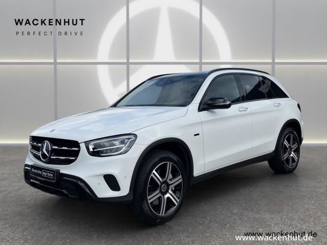 Mercedes-Benz GLC 300 e 4MATIC NIGHT LED PANO DISTRONIC AR-NAV