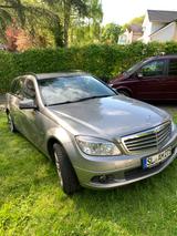 Mercedes-Benz 220 - Mercedes-Benz 220 aus 2011