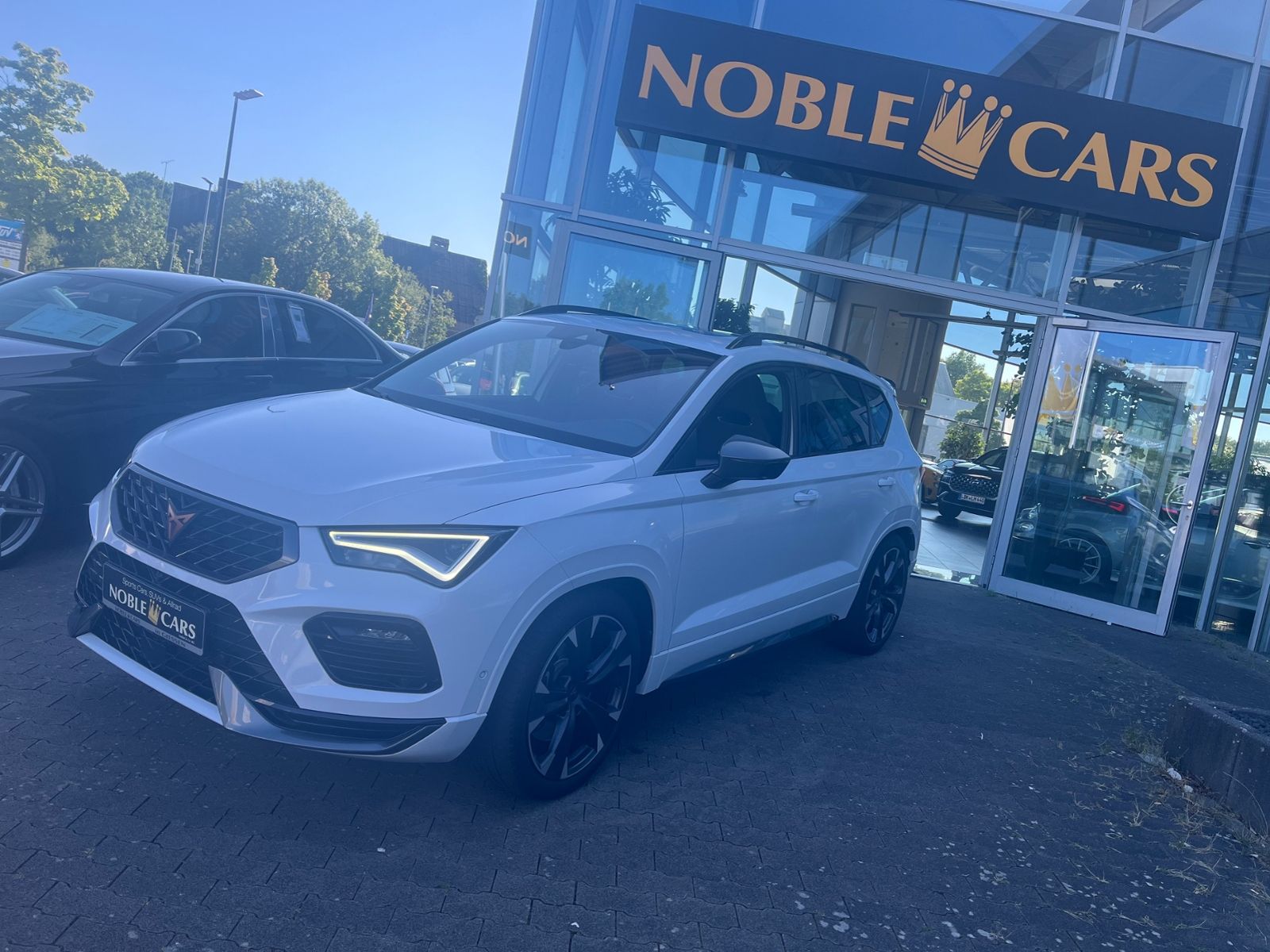 Fahrzeugabbildung CUPRA Ateca 20.TSI 4Drive AHK PANO LED NAVI 360° KAM
