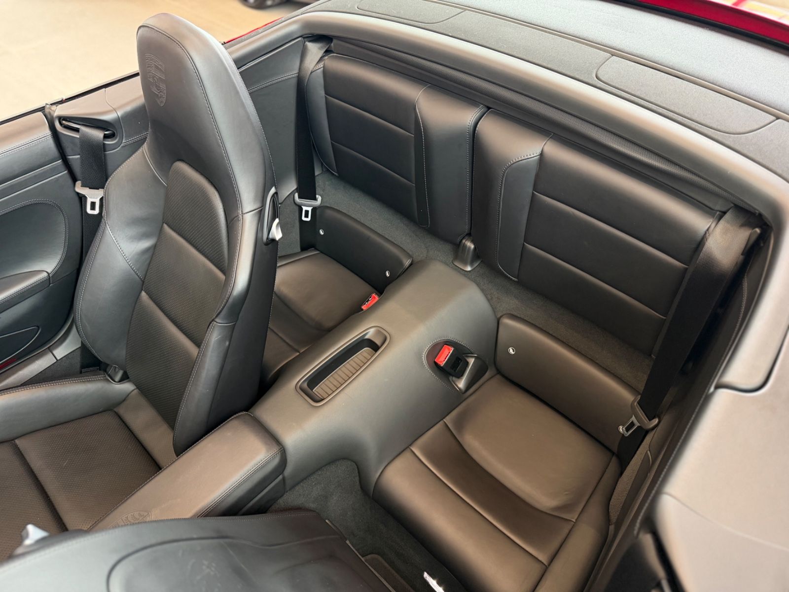 991.2 Carrera 4 GTS Cabrio Sport Chrono Lift