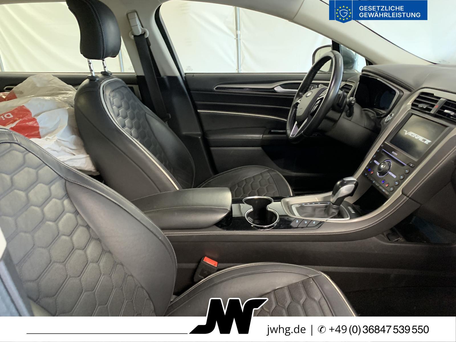 Ford Mondeo 2015 — interior