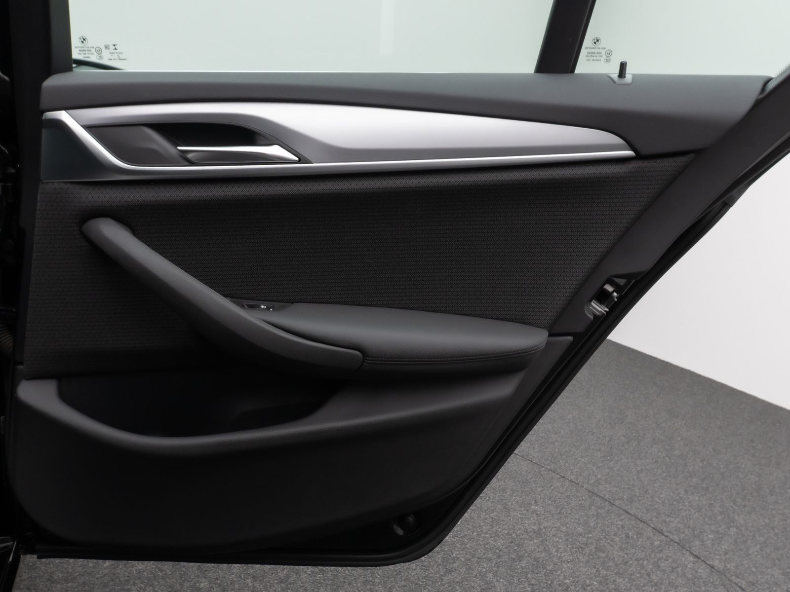 Fahrzeugabbildung BMW 520e Kamera DAB Sport Klima-4Zonen Alarm ParkAss