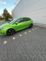 Seat Ibiza 1.2 TSI FR SC FR - Seat Ibiza mit Benzin-Antrieb: Grün, Kleinwagen