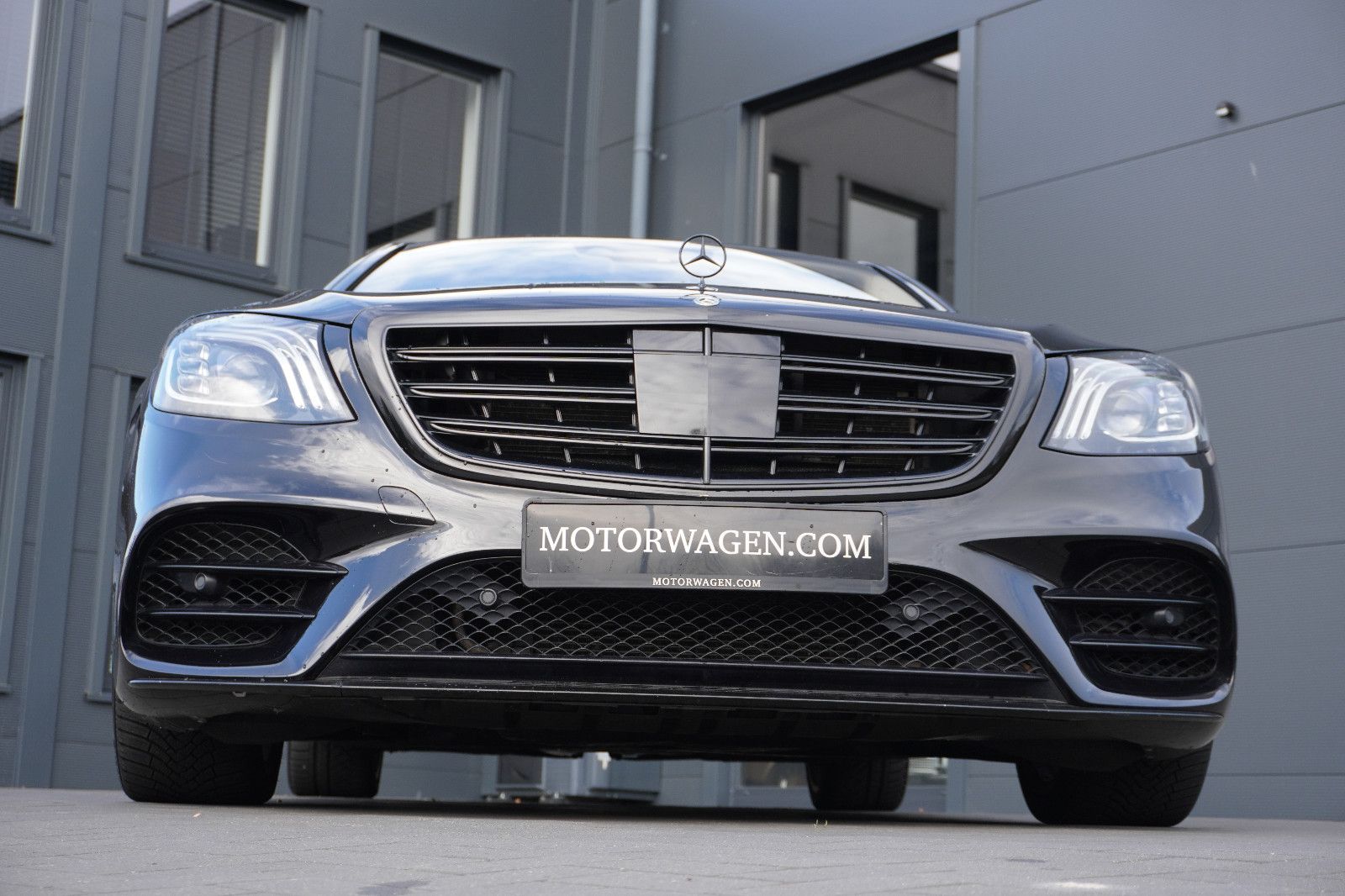 Fahrzeugabbildung Mercedes-Benz S 560 4Matic L