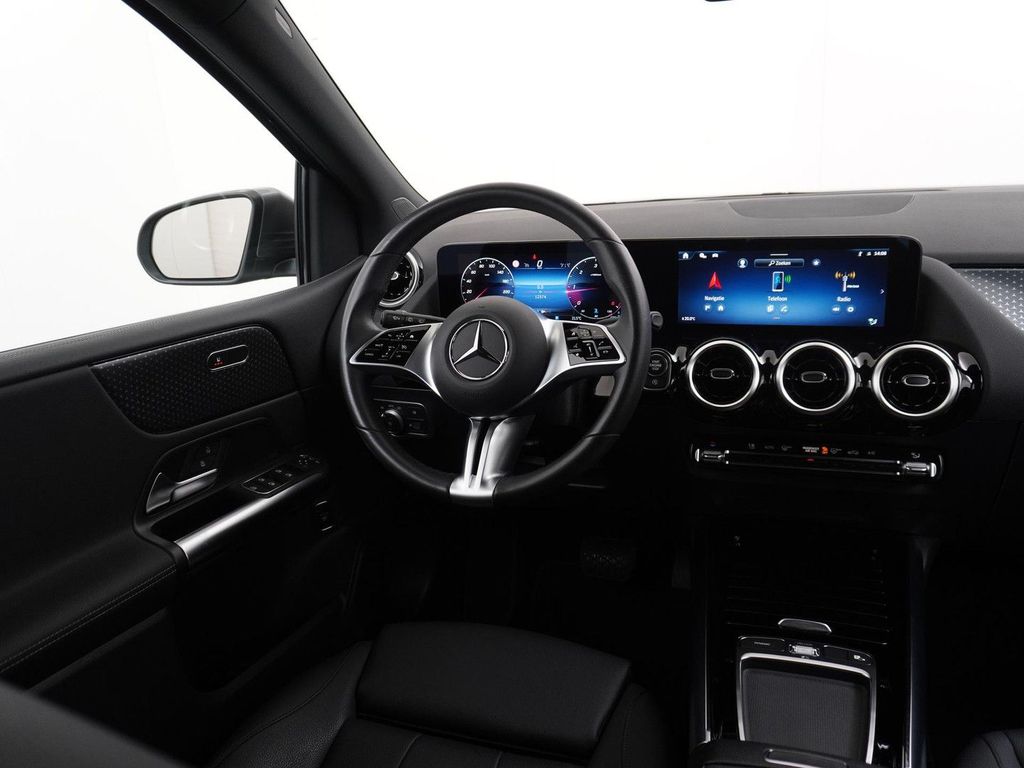 Mercedes-Benz B 180 180d Luxury Line