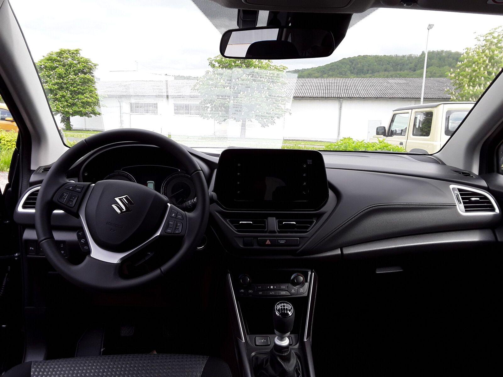 Suzuki S-CROSS 1.4 COMFORT ALLGRIP HYBRID