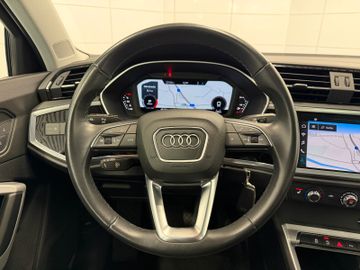 Audi Q3 - 11