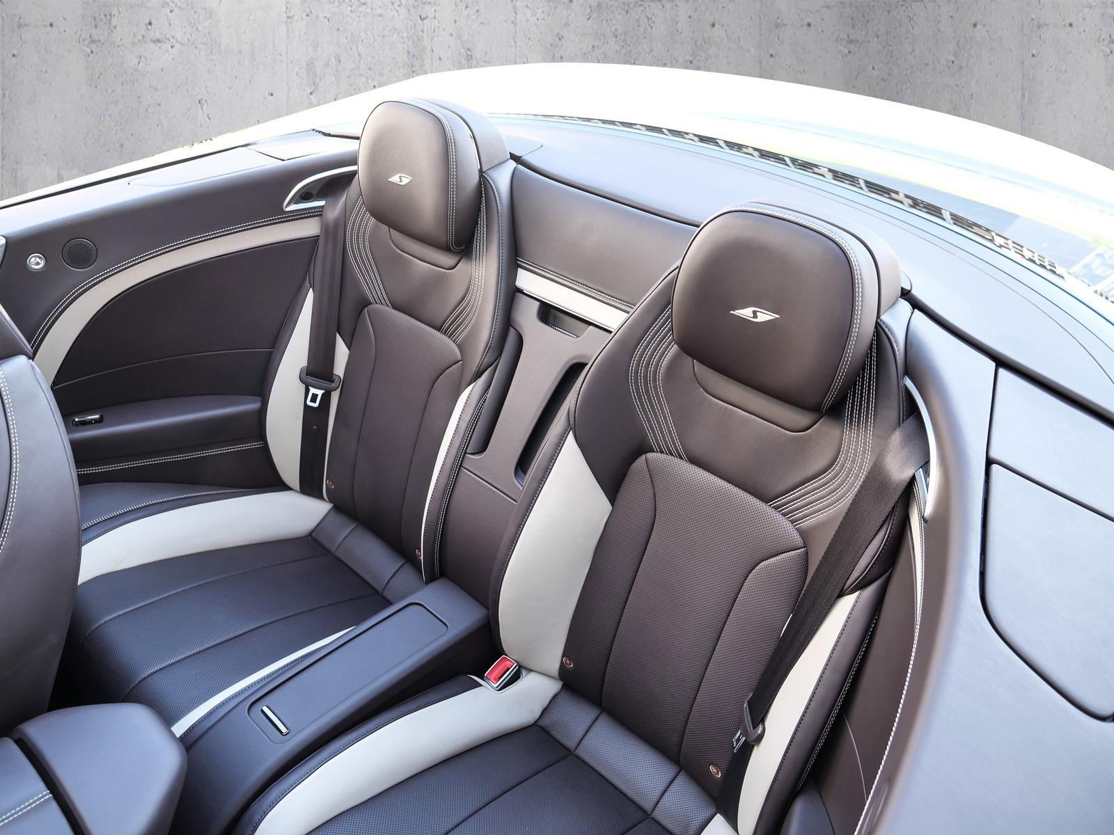 Bentley Continental GTC S Touring Spec, Rotating Display