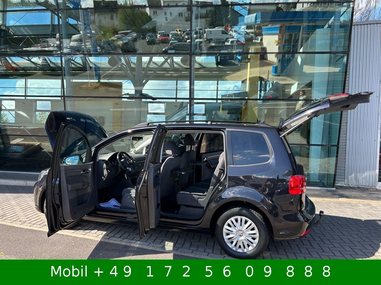 Volkswagen Touran 2011 — photo 22