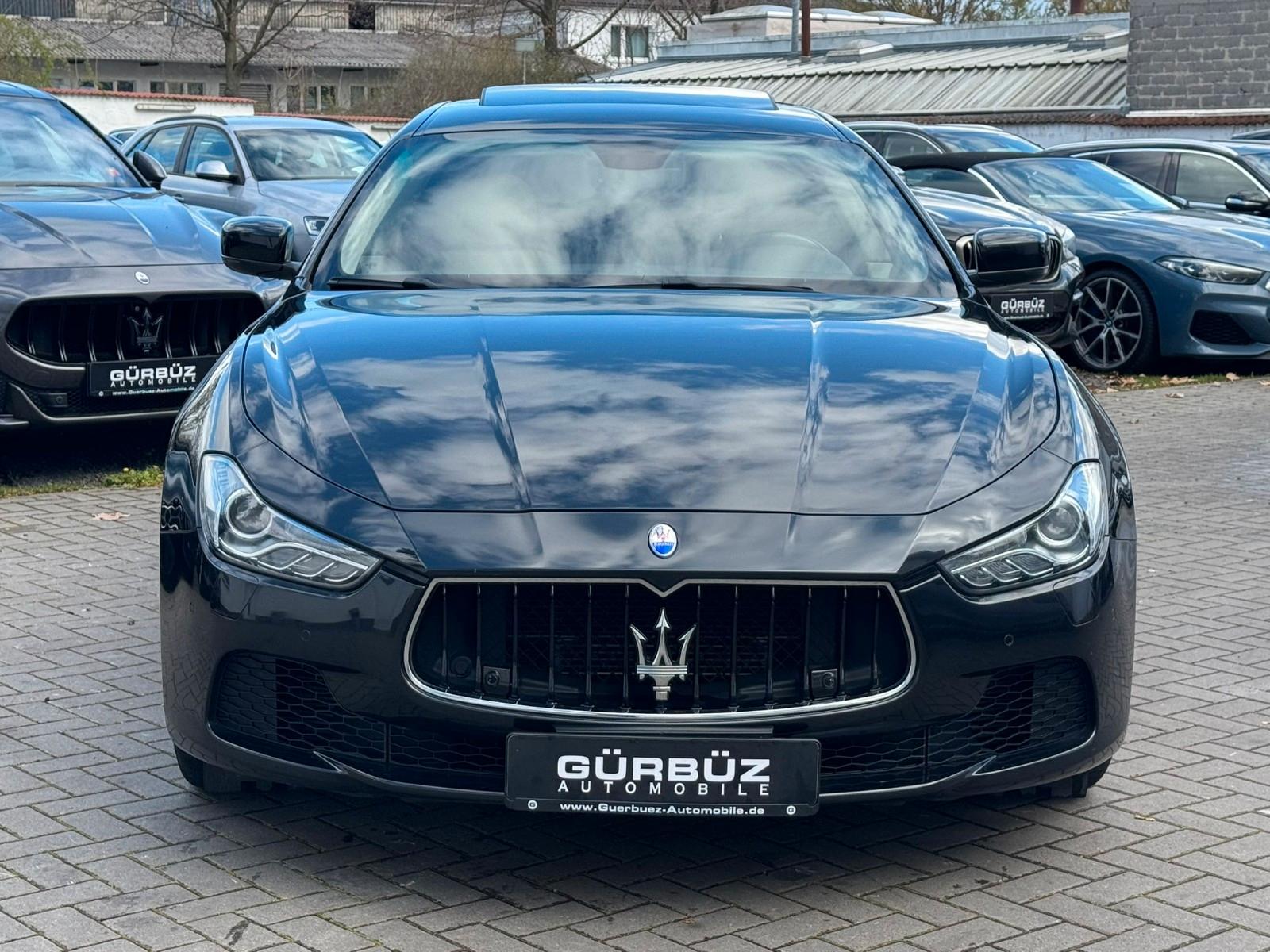 MASERATI GHIBLI 3.0 V6 DIESEL 272ch - CUIR - TOIT OUVRANT - CAMÉRA 360° - APPLE CARPLAY - BI-XÉNON