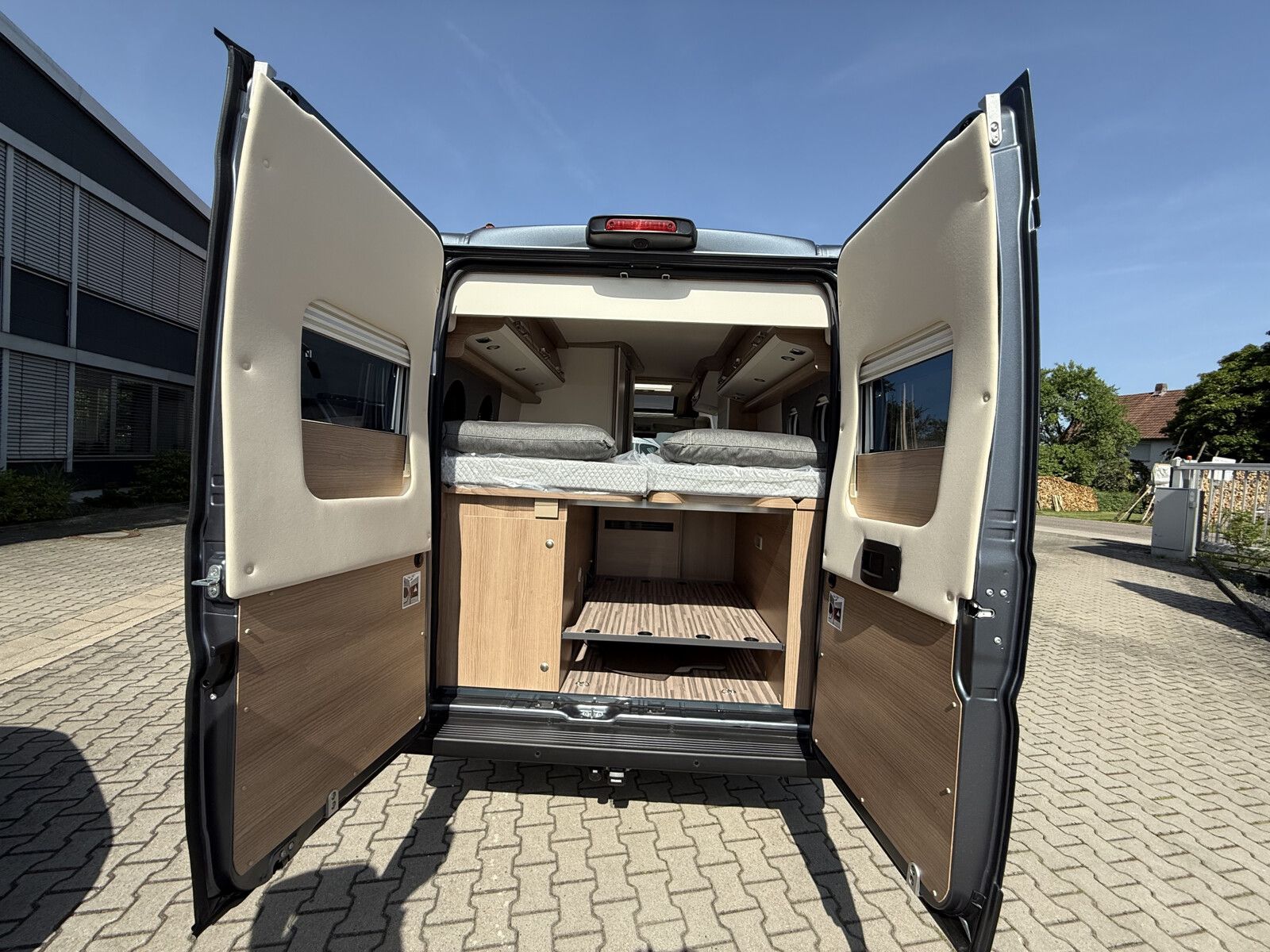 Fahrzeugabbildung Malibu Van diversity 640 LE K GT Skyview Bullaugen