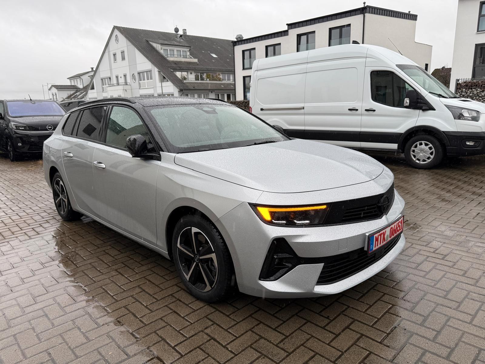 Opel Astra L Sports Tourer GS