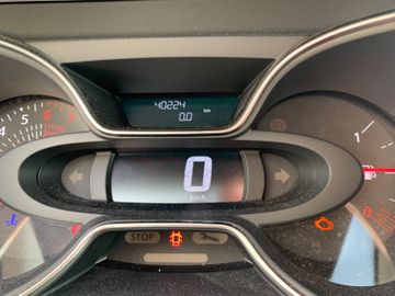 Fahrzeugabbildung Renault Captur Limited