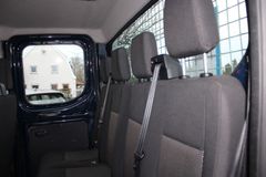 Fahrzeugabbildung Ford Transit Pritsche 350 Doka + AHK 7-Sitzer 1.Hand