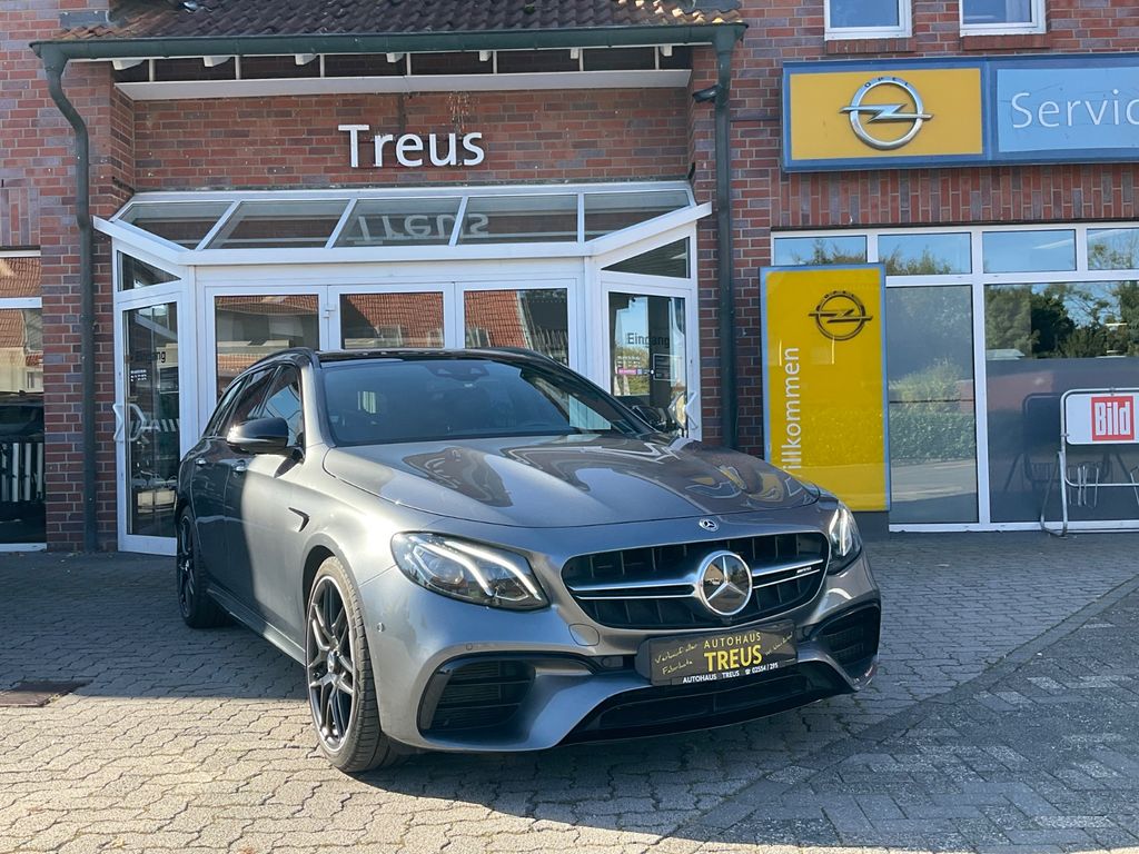 Image of Mercedes-Benz E 63 AMG