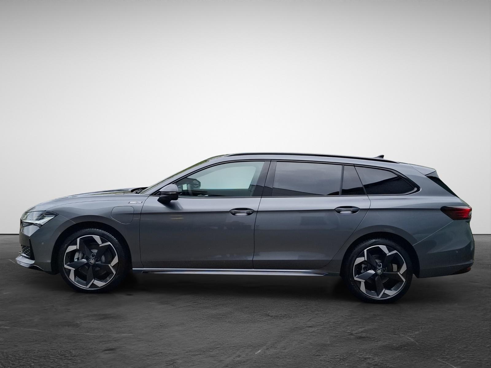 Skoda Superb Combi 1.5 TSI iV DSG Sportline  HeadUp Pa