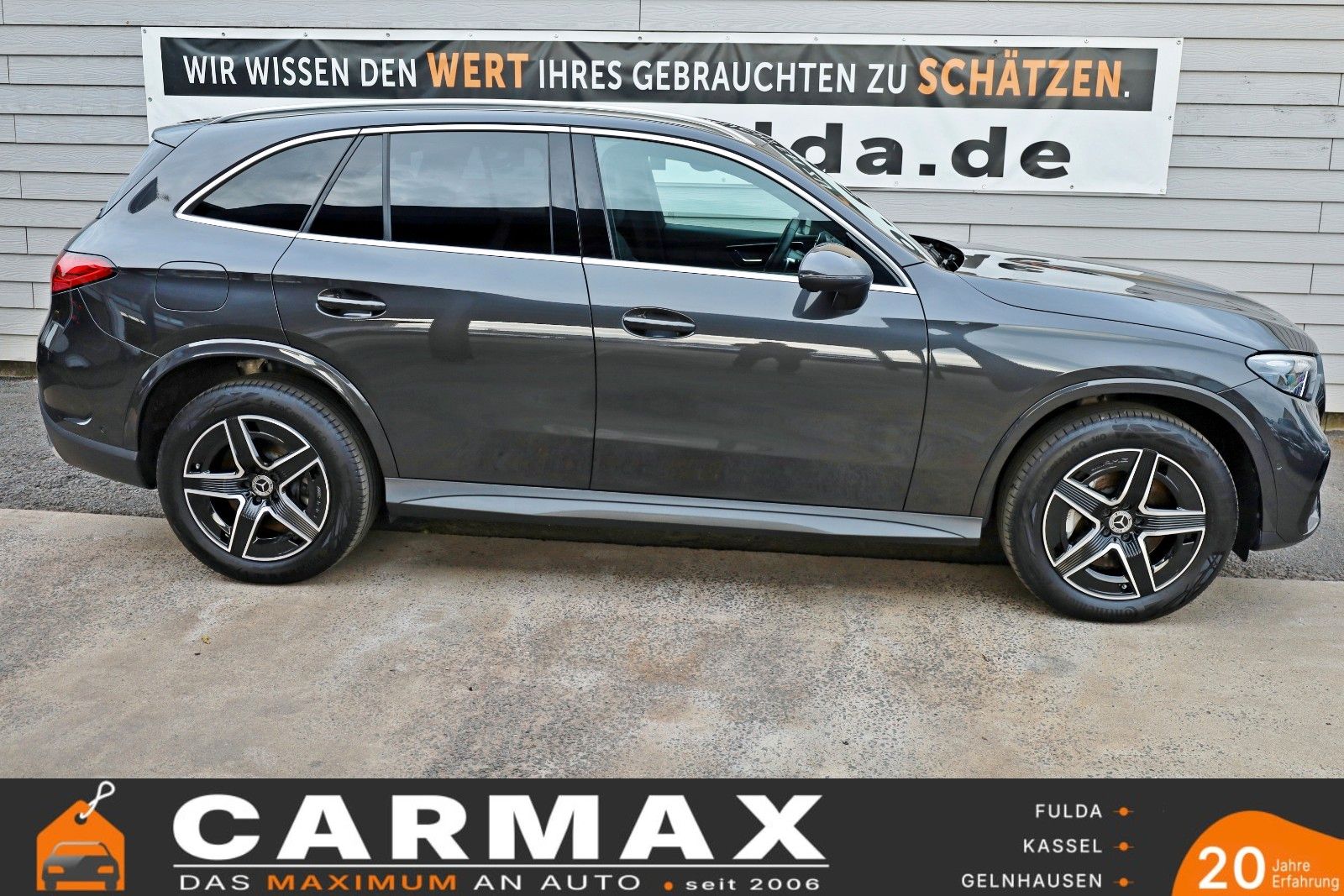 Fahrzeugabbildung Mercedes-Benz GLC 300 e 4M,AMG-line,Navi,LED,SH,Kamera,ACC +WR