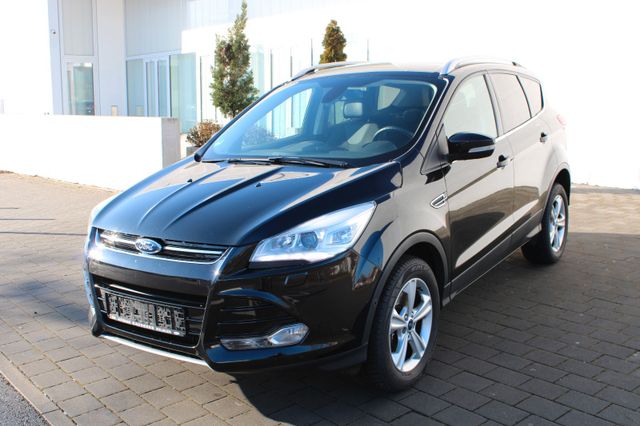 Ford Kuga Titanium 2.0 TDCI 4x4 140 PS TÜV 01/27