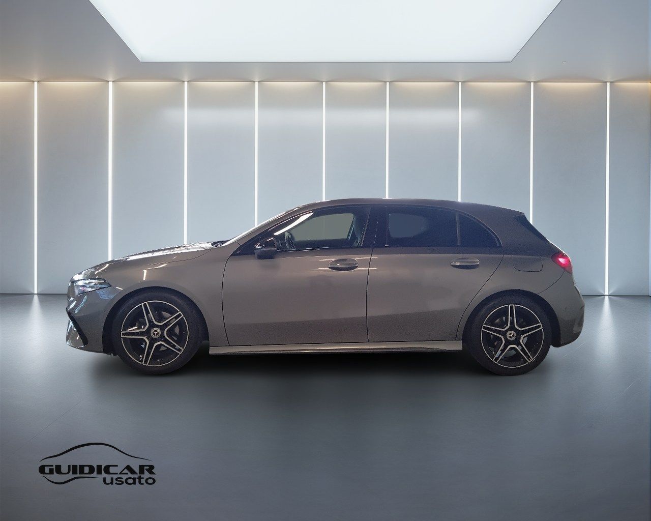 Mercedes-Benz Classe A - W177 2023 - A 180 d AMG imagem 3