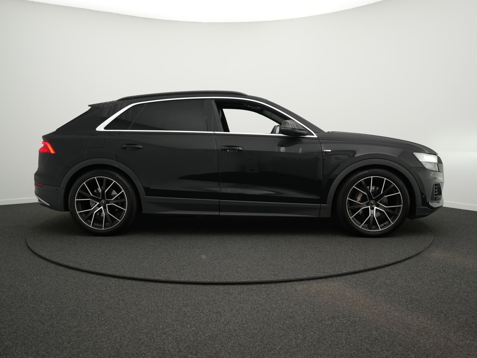 Audi Q8 - Bild 12