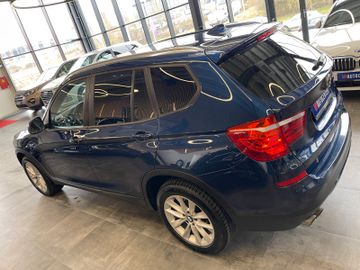 BMW X3 xDrive 30d *PANO*NAVI*SHZ*LEDER*