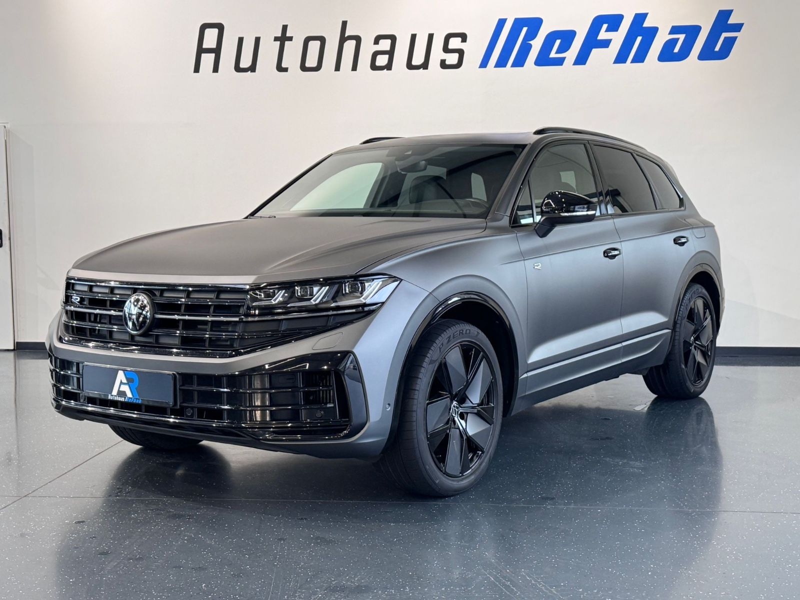 Volkswagen Touareg R 3.0 TSI eHybrid 4Motion PANO MATRIX AH foto 4
