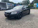 Volvo V50 Kombi 2.0 D Momentum - Volvo V50 mit Diesel-Antrieb: Automatik