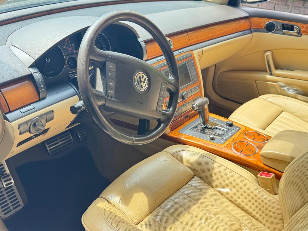 Volkswagen Phaeton