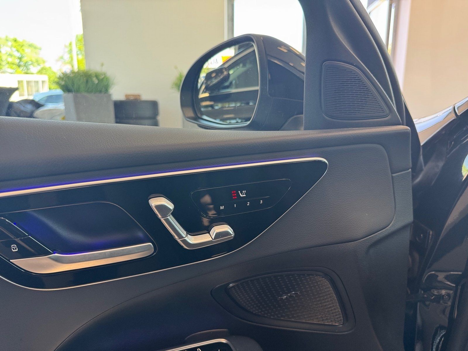 Fahrzeugabbildung Mercedes-Benz C 200 T Avantgarde*AHK*Standheizung*LED*Kamera*